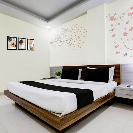 Super Townhouse Hoshangabad Road Near Aashima Mall Samarda Kaliāsot Extérieur photo
