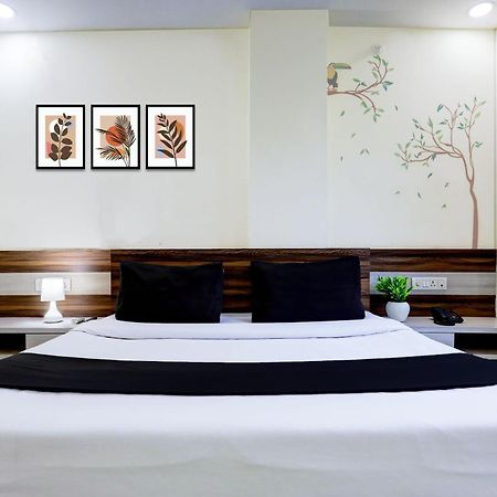 Super Townhouse Hoshangabad Road Near Aashima Mall Samarda Kaliāsot Extérieur photo
