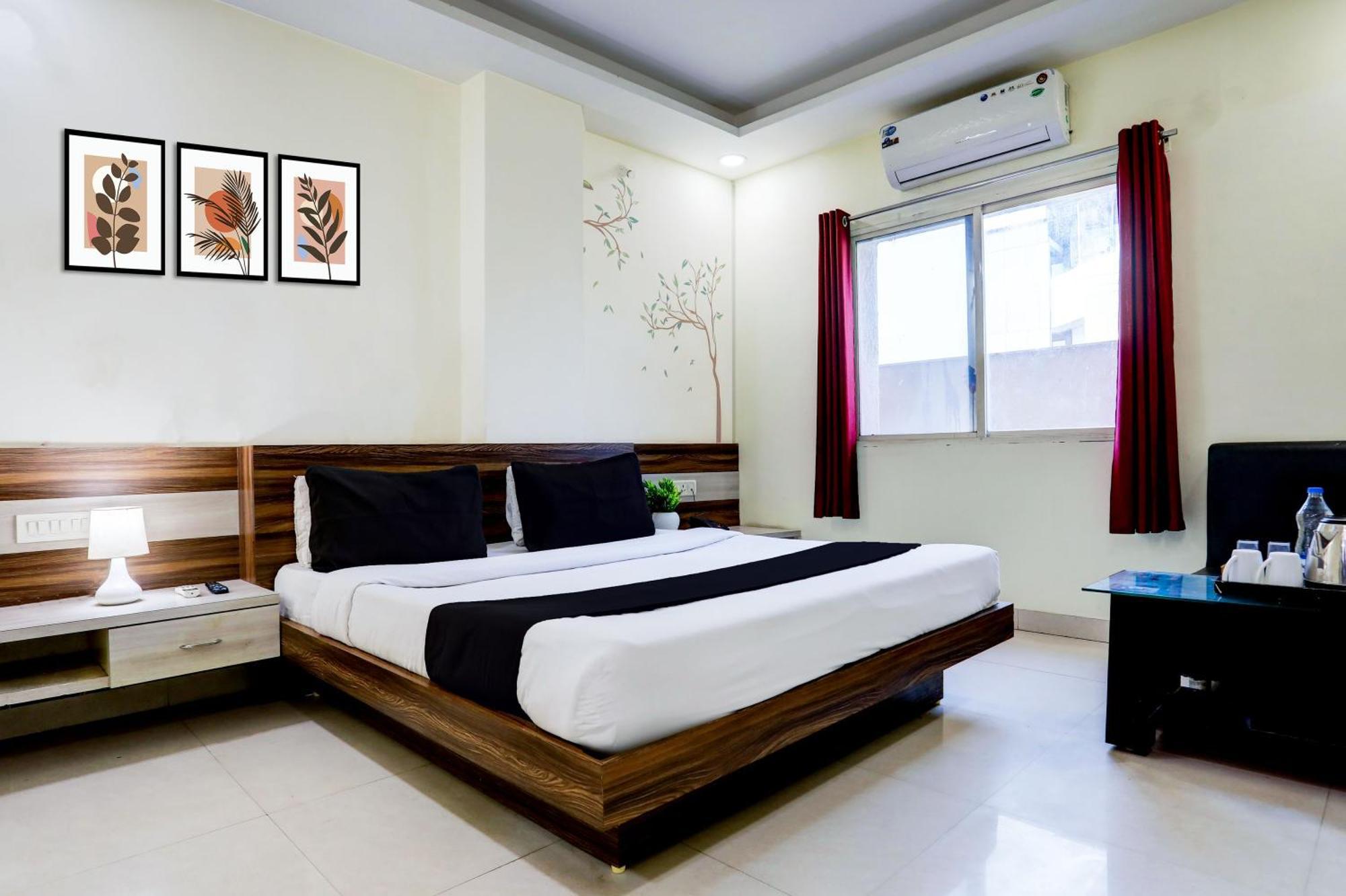 Super Townhouse Hoshangabad Road Near Aashima Mall Samarda Kaliāsot Extérieur photo
