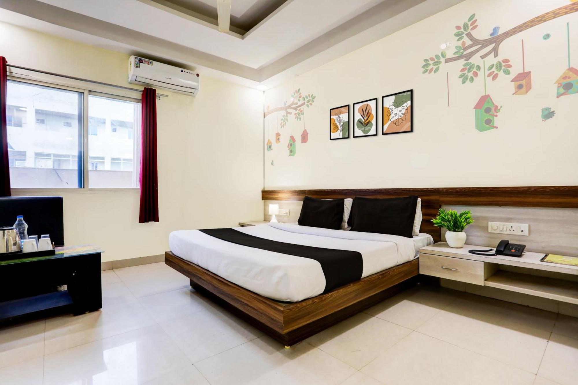 Super Townhouse Hoshangabad Road Near Aashima Mall Samarda Kaliāsot Extérieur photo