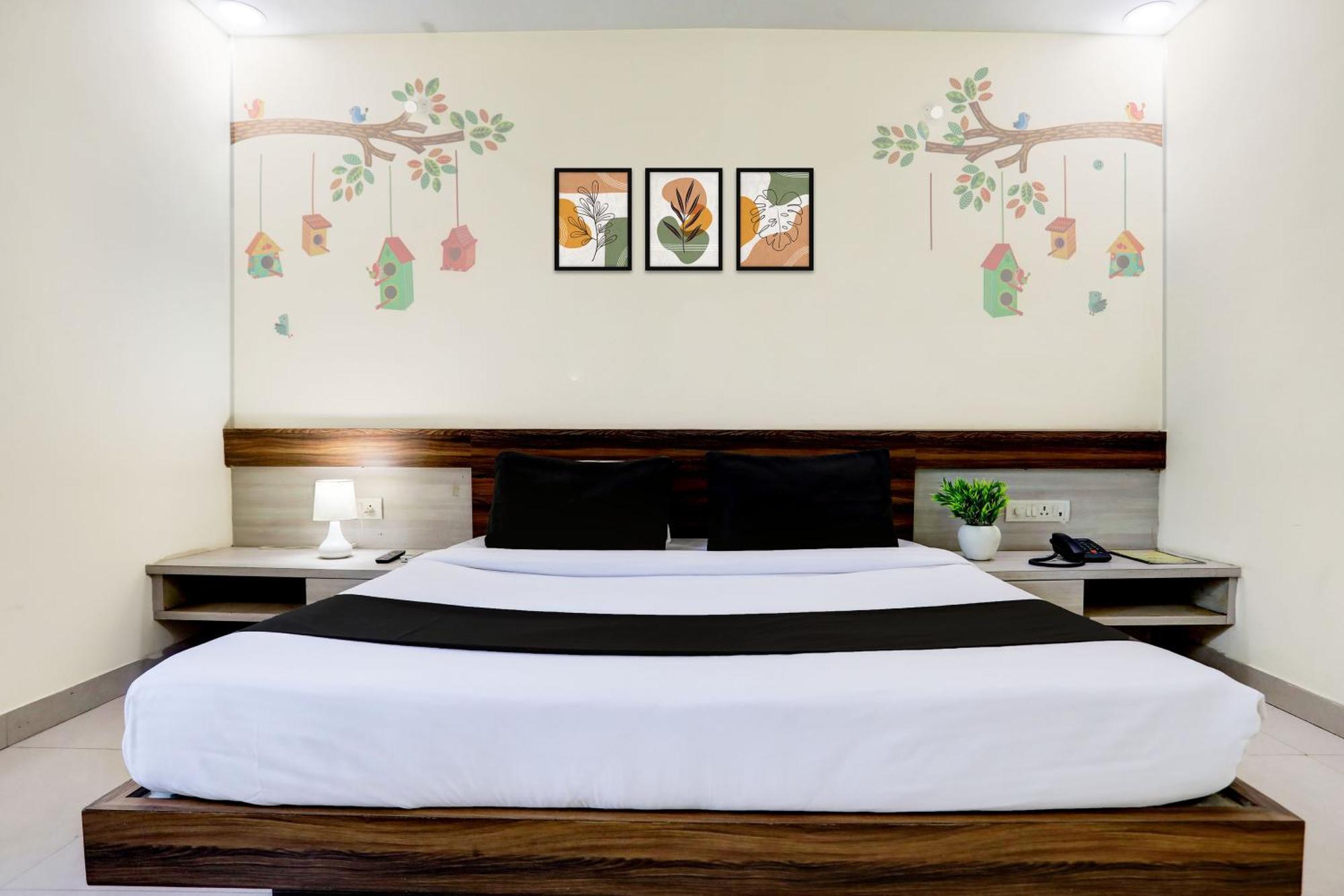 Super Townhouse Hoshangabad Road Near Aashima Mall Samarda Kaliāsot Extérieur photo