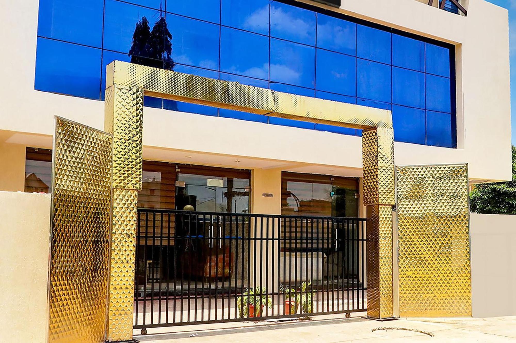 Super Townhouse Hoshangabad Road Near Aashima Mall Samarda Kaliāsot Extérieur photo